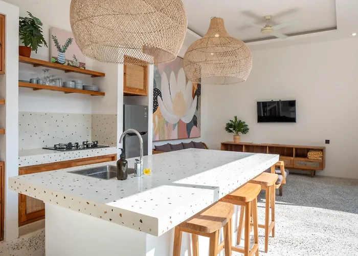 Villa Oasis! Luxury, Private, Entire Villa,